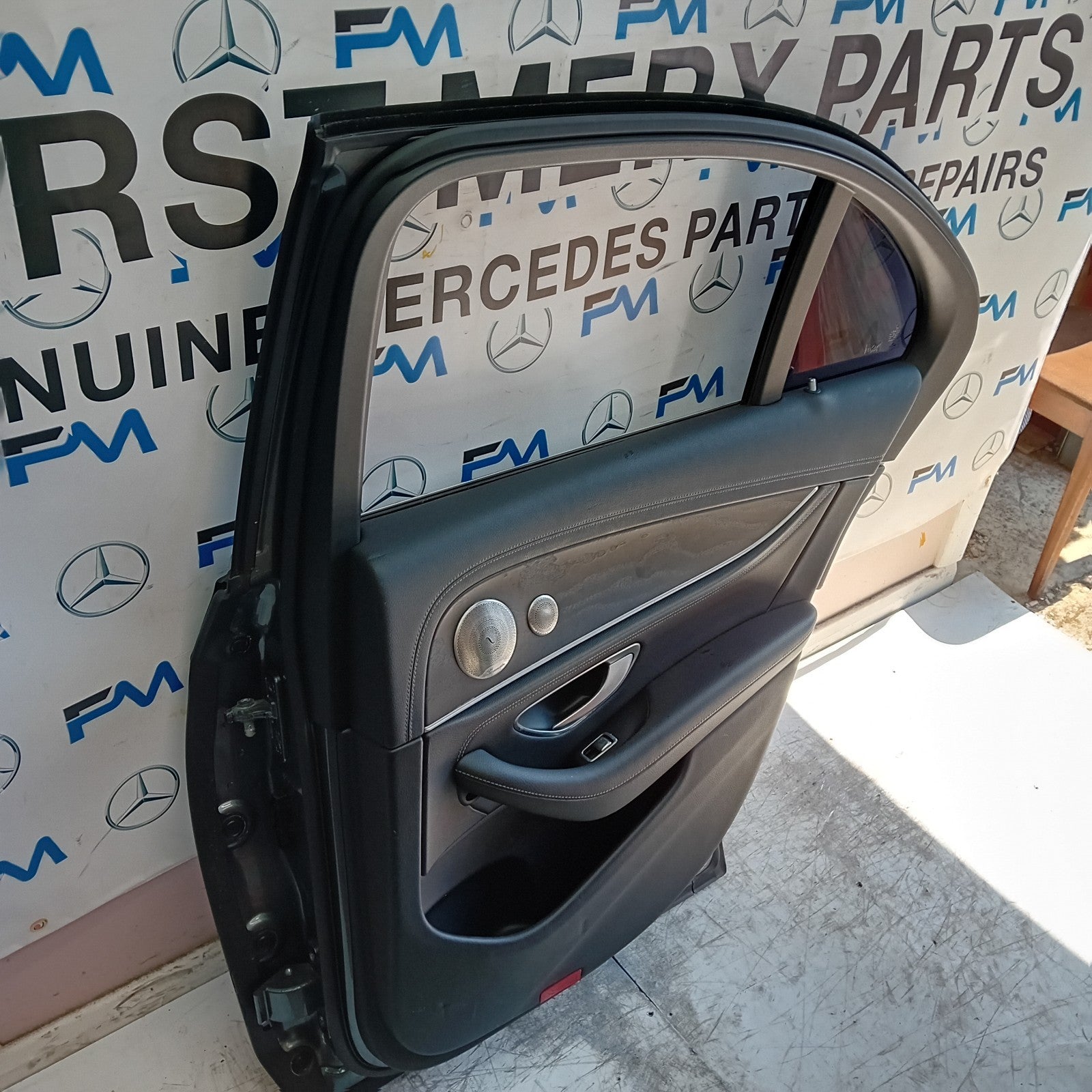 MERCEDES E-CLASS W213 DRIVER FRONT DOOR OSR 2016 ON GREY COMPLETE  FMD516