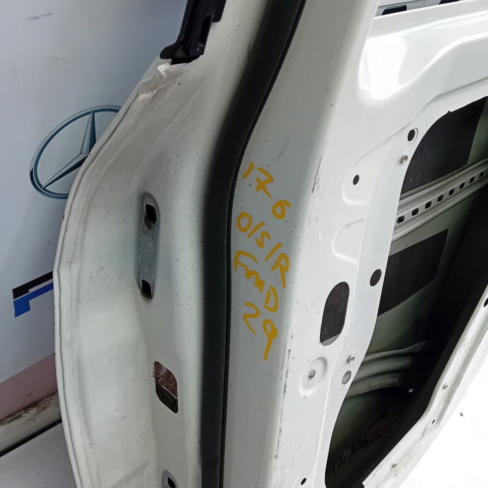 MERCEDES BENZ A-CLASS W176 DRIVER SIDE REAR DOOR O/S/R INCOMPLETE WHITE FMD29 