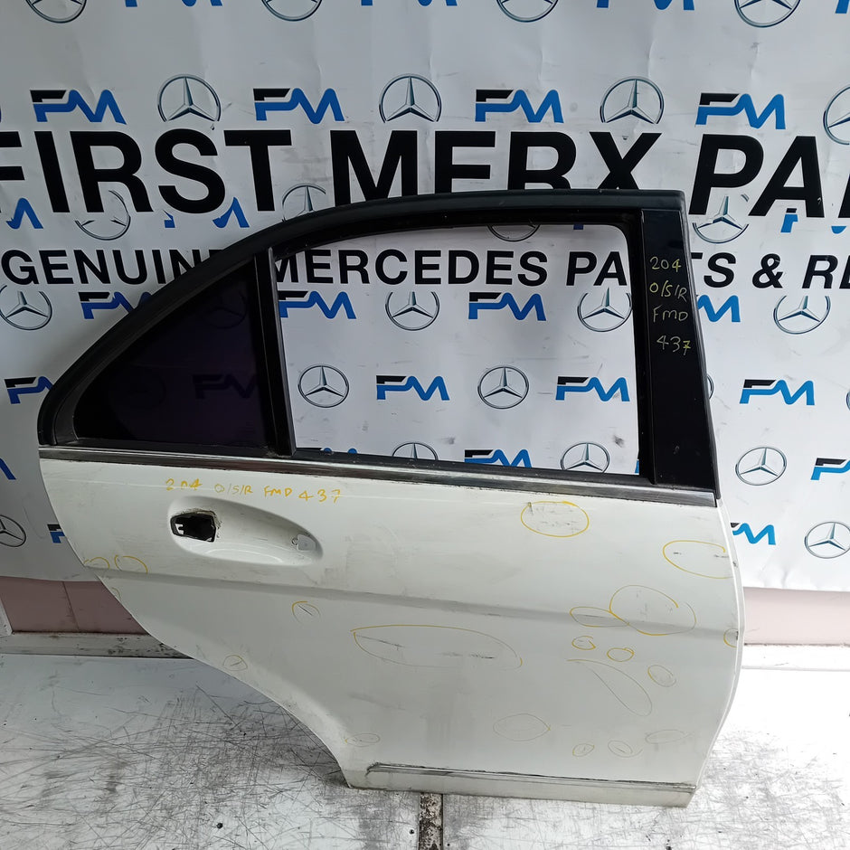 MERCEDES C-CLASS W204 SLN DRIVER REAR DOOR OSR WHITE 2009-2014 FMD437