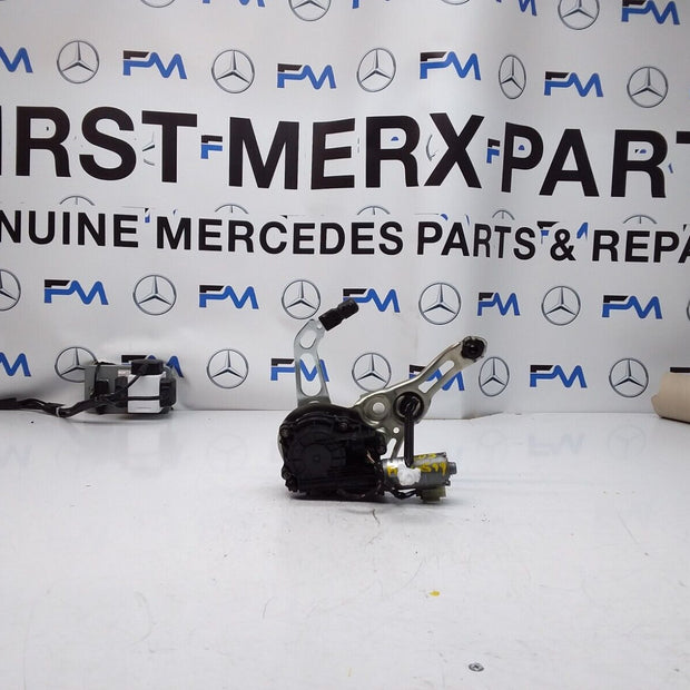 Mercedes C-CLASS W238 TAILGATE LIFT SOFT CLOSE 0390204 124 FM00599