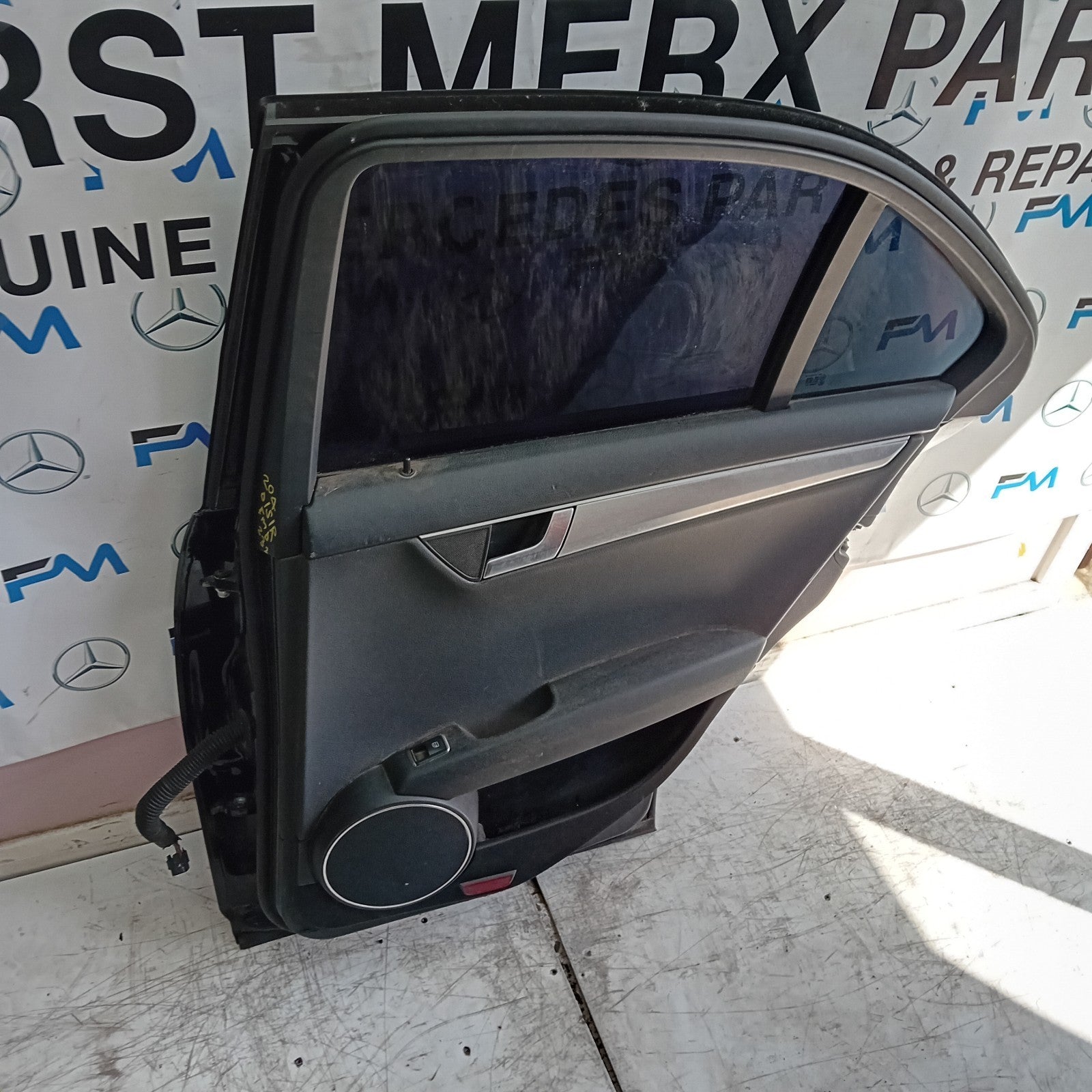 MERCEDES C-CLASS W204 DRIVER REAR DOOR OSR GREY 2008-14 FMD231