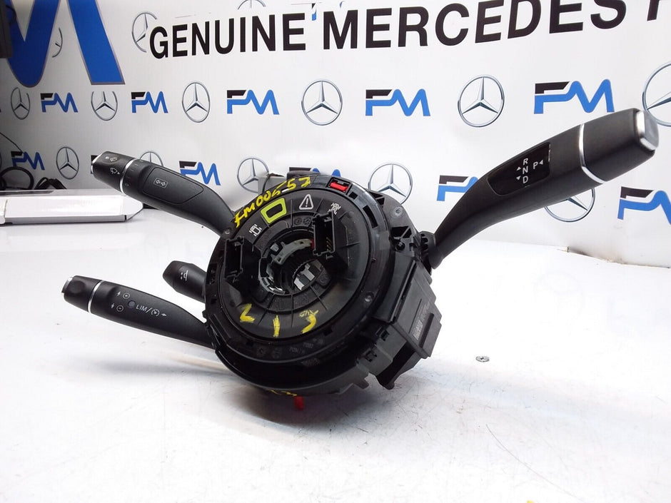 Mercedes E-CLASS W213 INDICATOR/WIPER GEAR SELECT + SQUIB  2017 FM00557