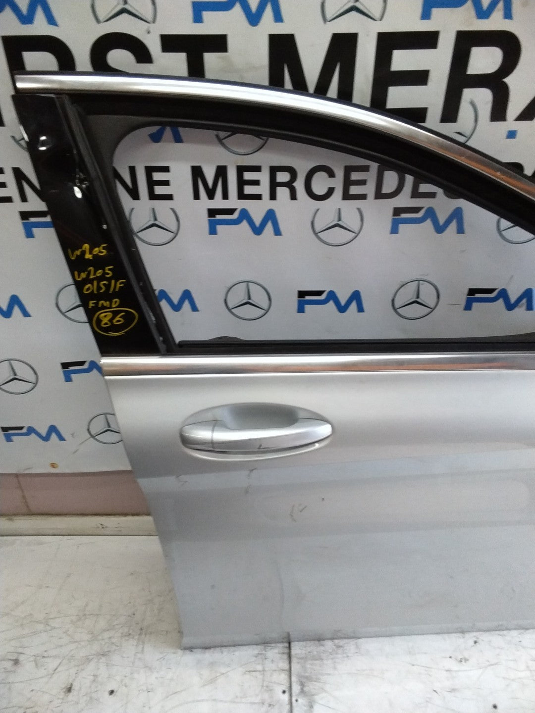MERCEDES BENZ C-CLASS W205 DRIVER SIDE FRONT DOOR O/S/F  SILVER FMD86
