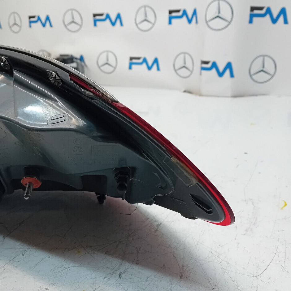 MERCEDES E-CLASS W213 2016 REAR PASSENGER N/S TAIL LIGHT A2139068700 FMT50