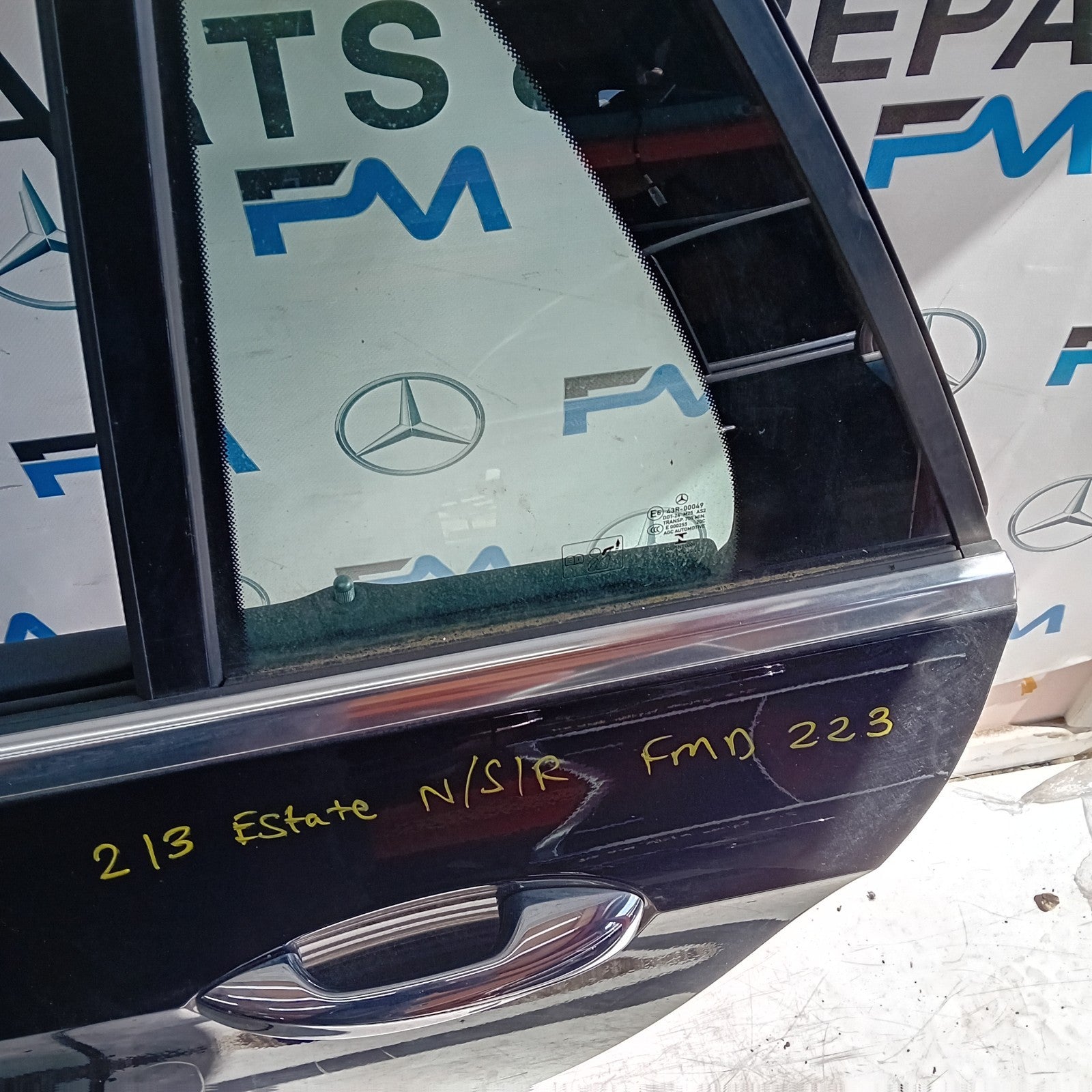 MERCEDES E-CLASS W213 EST PASSENGER REAR DOOR NSR BLACK 2016 ON COMPLETE FMD223