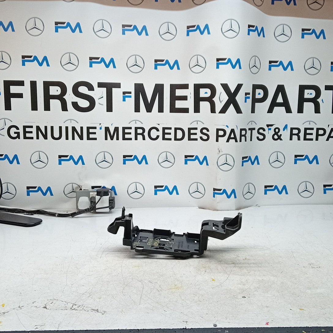 MERCEDES E-CLASS REAR BODY CONTROL MODULE BRACKET W213 A2135451140 2016 FM001356