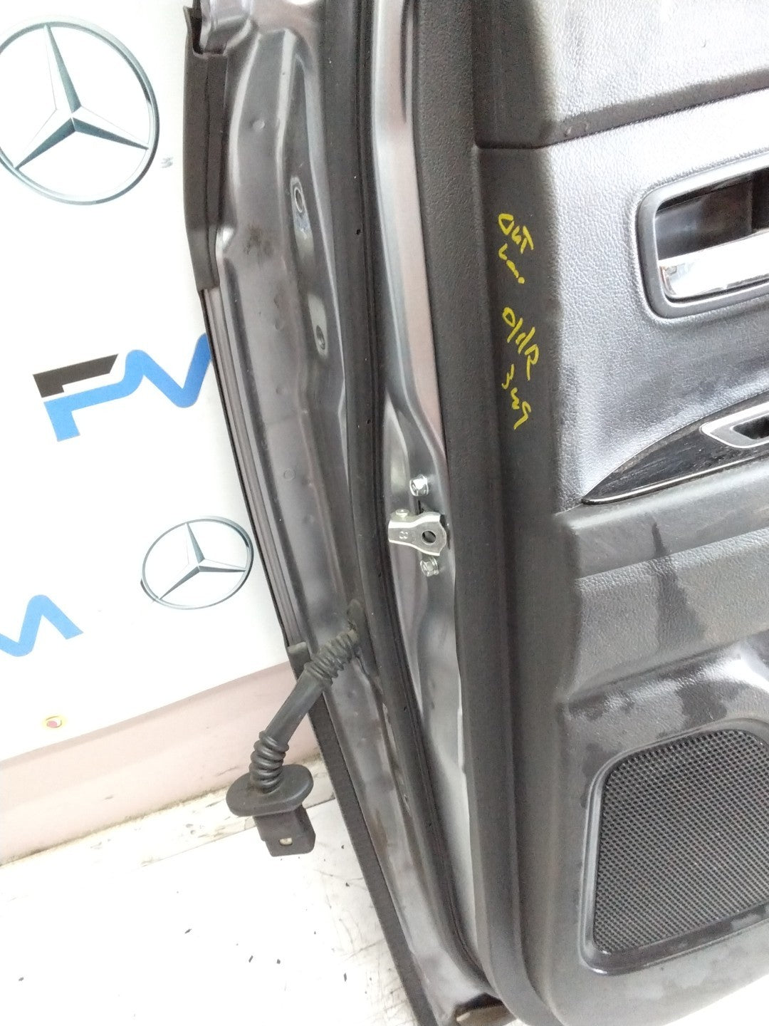 MITSUBISHI OUTLANDER MK3 DRIVER REAR DOOR OSR GREY 2013 COMPLETE FMD349