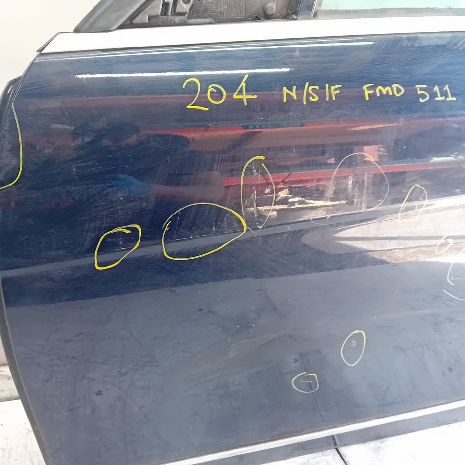 MERCEDES C-CLASS W204 PASSENGER FRONT DOOR NSF 2008-2014 BLACK COMPLETE  FMD511