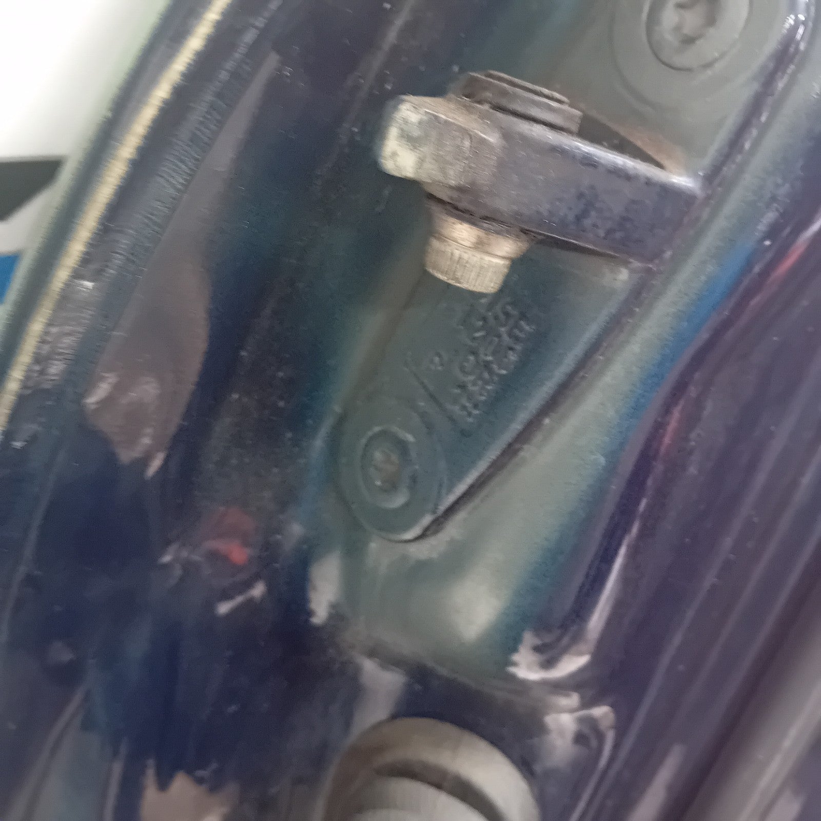 MERCEDES BENZ C-CLASS W204 DRIVER SIDE FRONT DOOR O/S/F BLUE COMPLETE FMD140