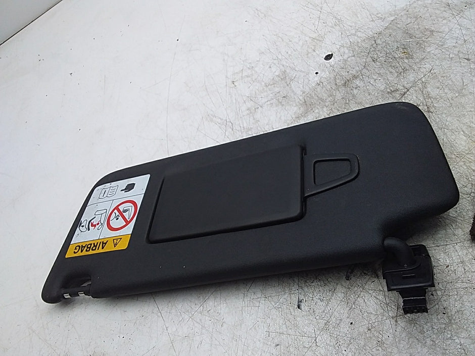 MERCEDES C-CLASS W206 SUN VISOR PASSENGER SIDE A2068105302 FMR202