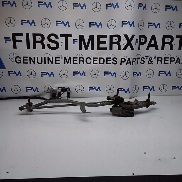 MERCEDES E-CLASS 2018 W213 A2138200740 FRONT WIPER MOTOR  FM00188