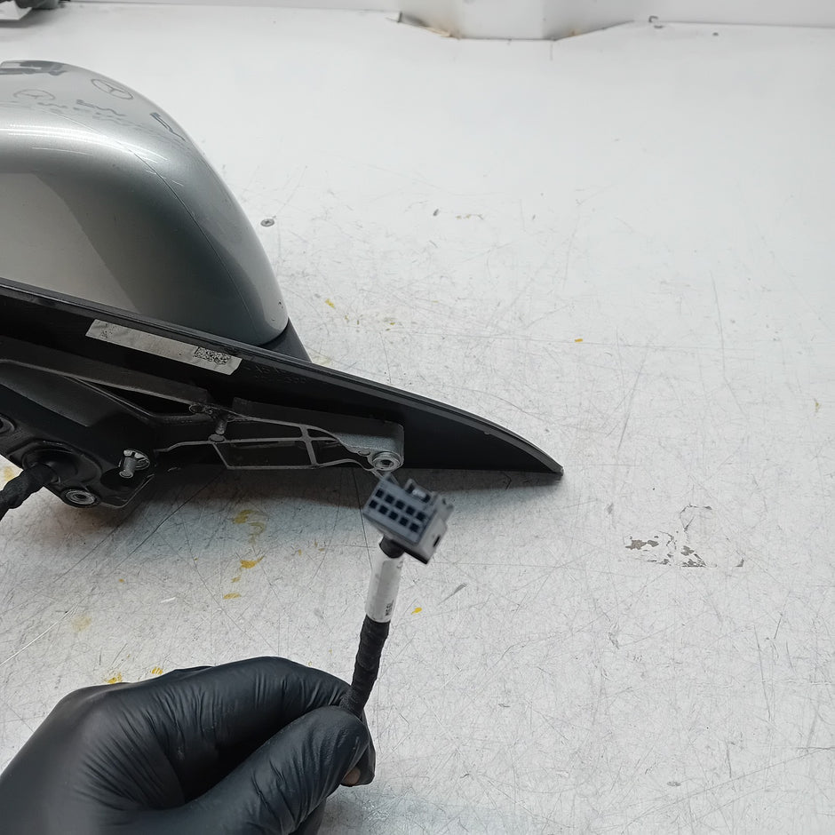 MERCEDES A-CLASS  W176 PASSENGER SIDE WING MIRROR A1768100116 SILVER FMM38