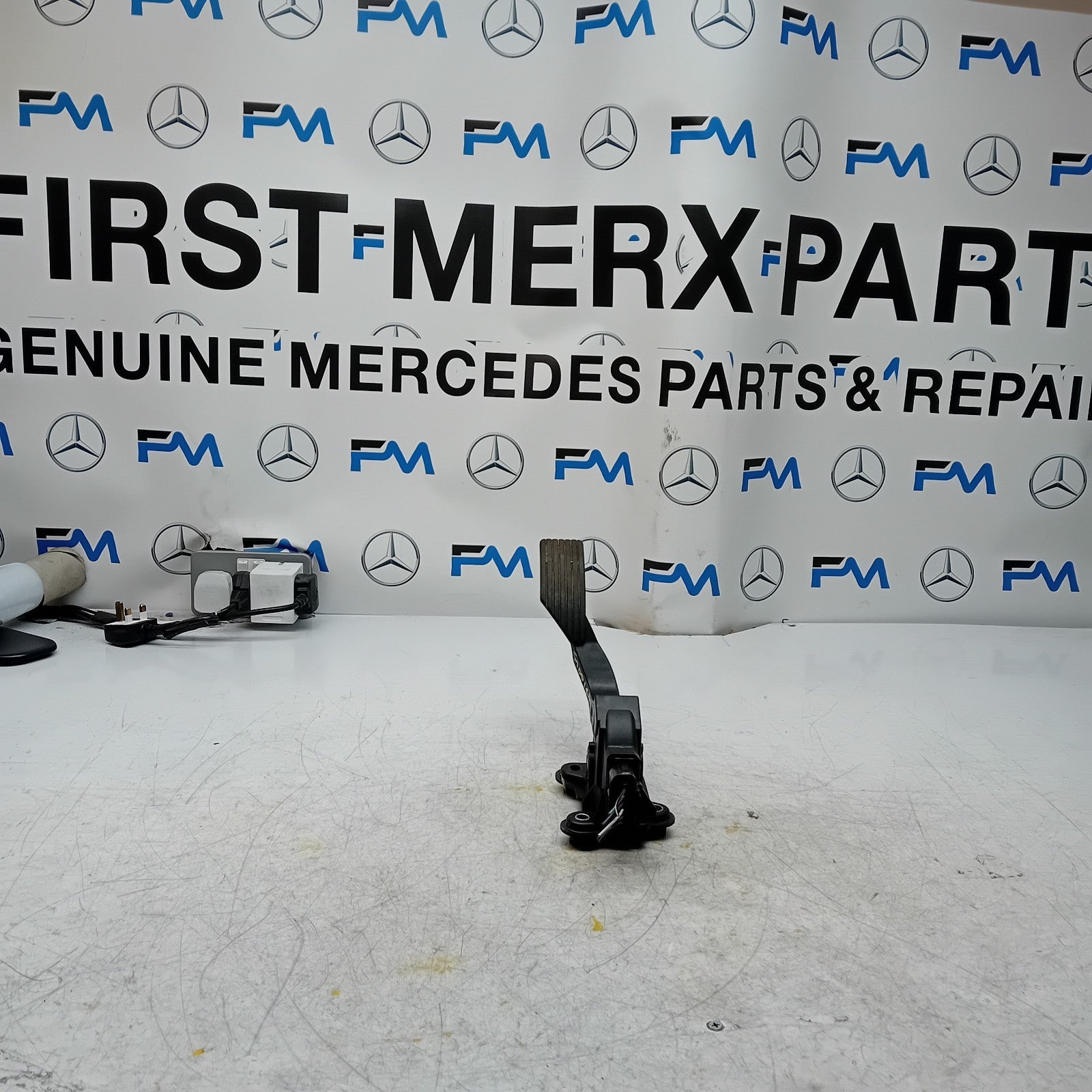 MITSUBISHI OUTLANDER MK3 THROTTLE ACCELERATOR 16600A188 2013  FM001479