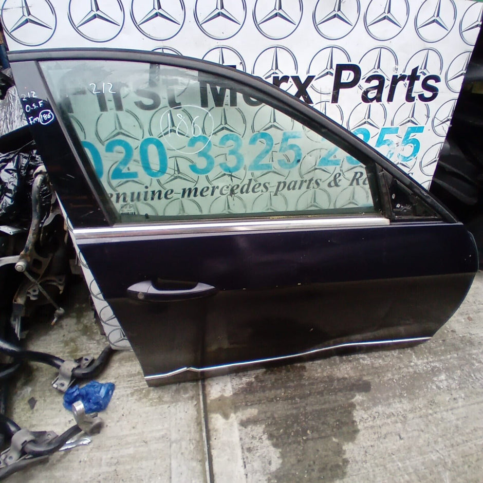 MERCEDES BENZ E-CLASS W212 DRIVER SIDE FRONT DOOR ( OFF SIDE FRONT )