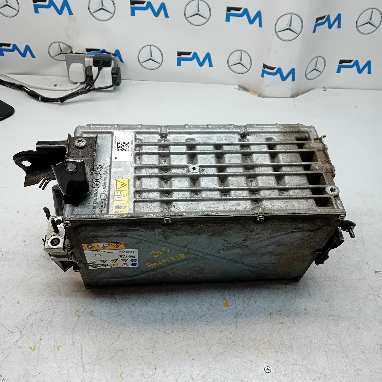 MERCEDES C CLASS W205 HYBRID CAR BATTERY A7893400503 A2055407112 FM001218