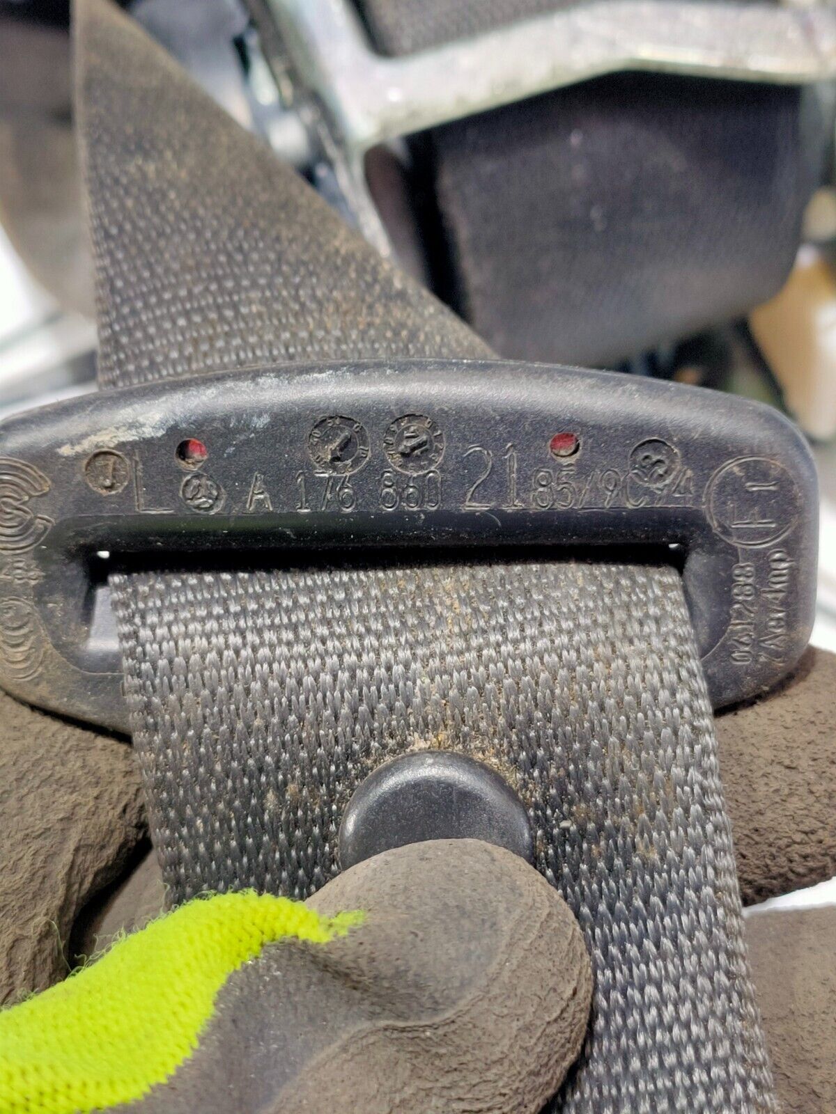 MERCEDES A CLASS SEAT BELT FRONT LEFT SIDE A1768600185 W176 2012 - 2018