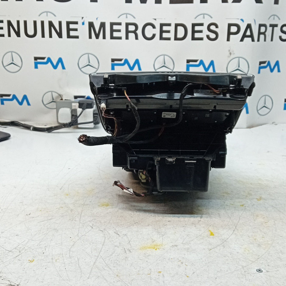  MERCEDES E-CLASS W213 CLIMATE & CENTRE CONSOLE A2138100815  COMPLETE FM001313
