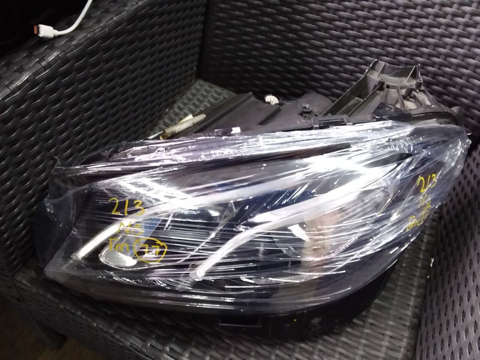 MERCEDES E CLASS W213 2016-2021 PASSENGER SIDE LED HEADLIGHT A2139064104 FM77