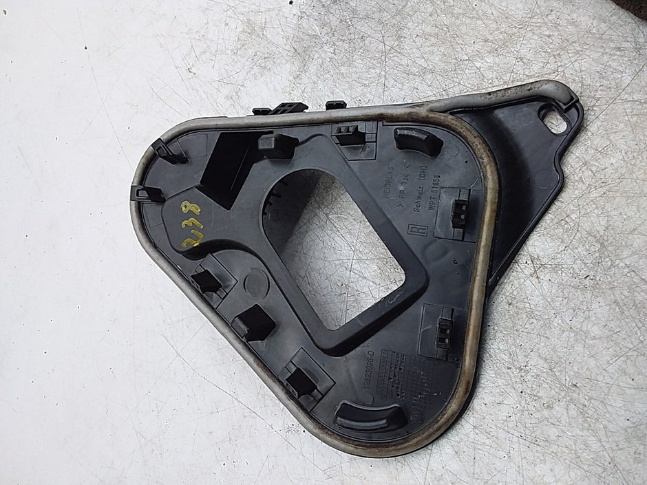 MERCEDES E-CLASS W238 INNER DOOR PANEL COVER FRONT RIGHT A2387205802 FMR206