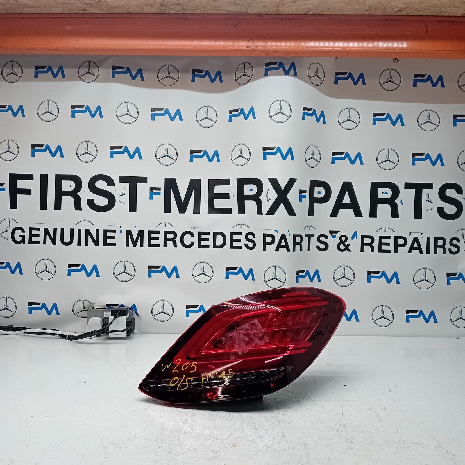 MERCEDES C-CLASS W205 COUPE 2019 REAR PASSENGER N/S TAIL LIGHT A2059063105 FMT41