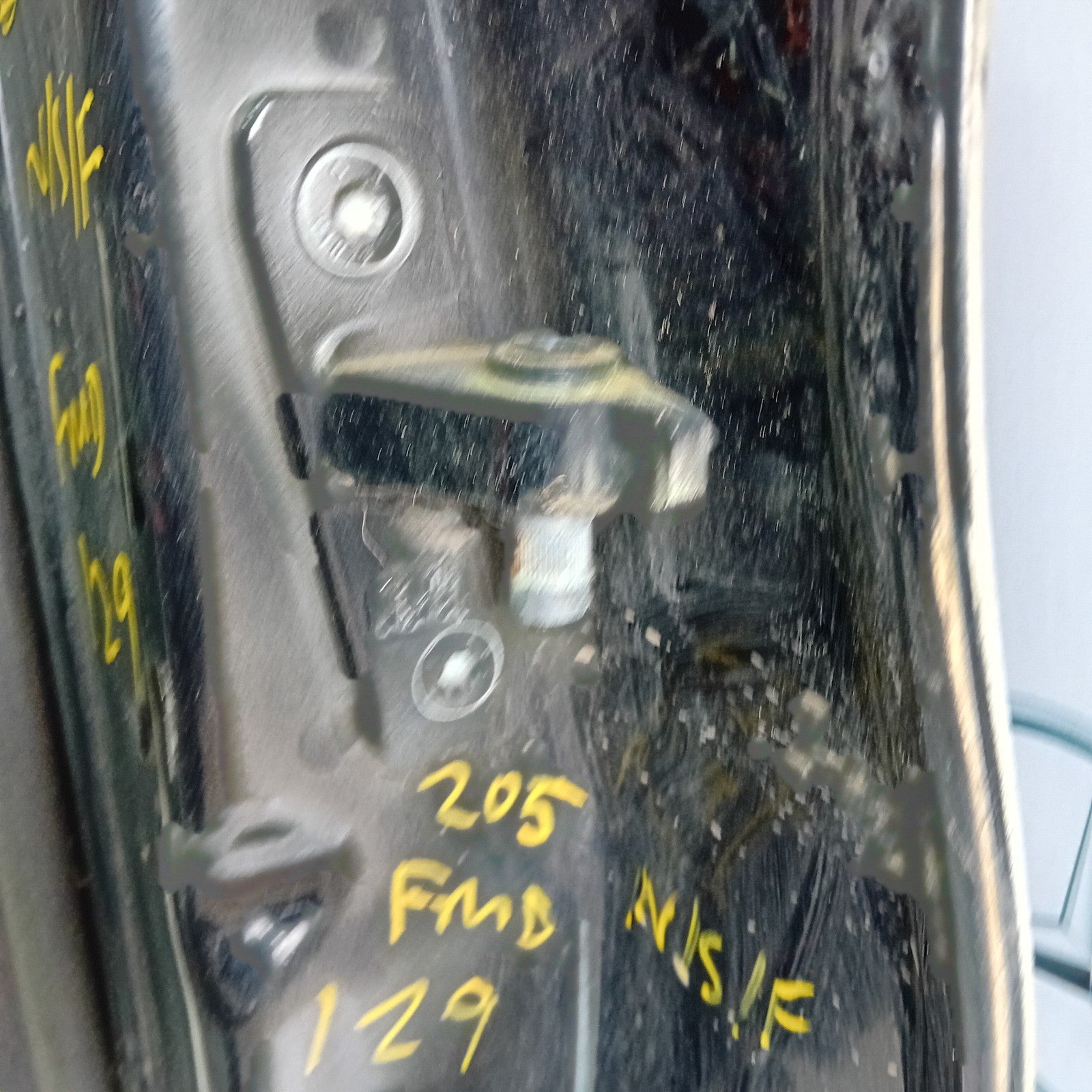 MERCEDES BENZ C-CLASS W205 PASSENGER SIDE FRONT DOOR N/S/F  BLACK FMD129