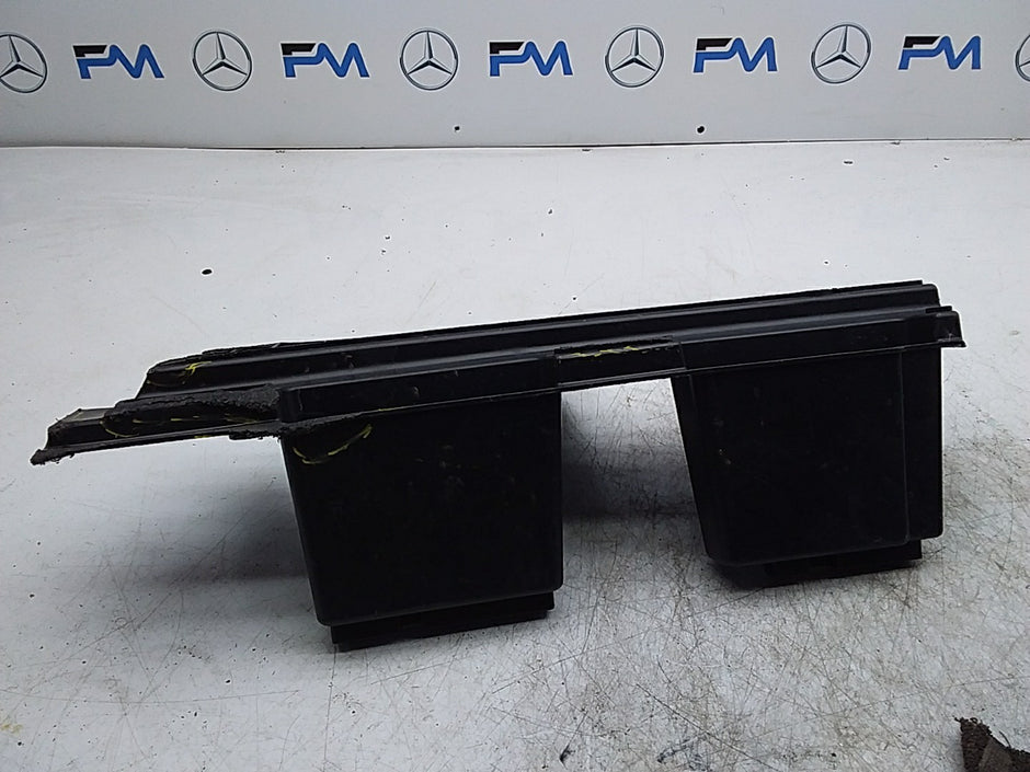 MERCEDES BENZ  C-CLASS W206 TRUNK BOOT TRIM ELEMENT A2066841500 FMR207