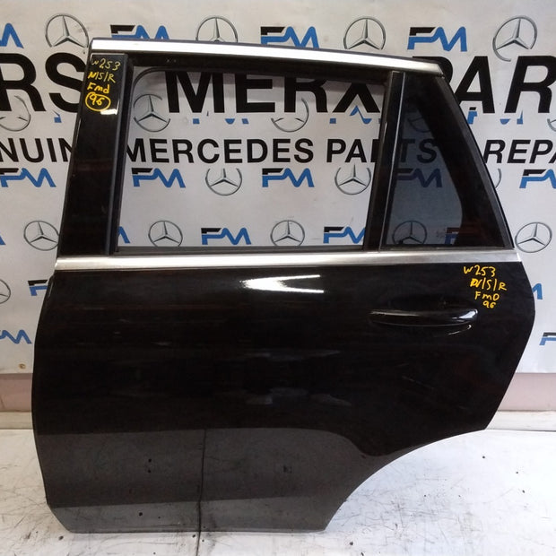 MERCEDES BENZ  GLC W253 PASSENGER SIDE REAR DOOR N/S/R COMPLETE BLACK FMD96