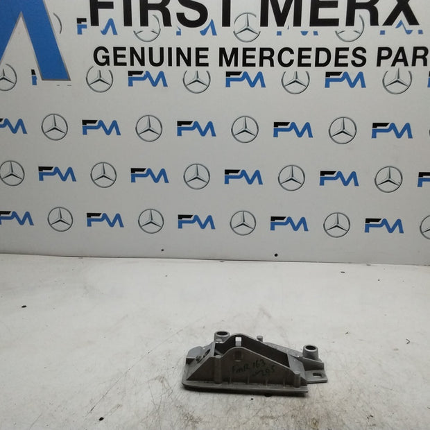 MERCEDES BENZ  C-CLASS W205 TAILGATE TRUNK BOOT RIGHT HINGE A2057501628 FMR163