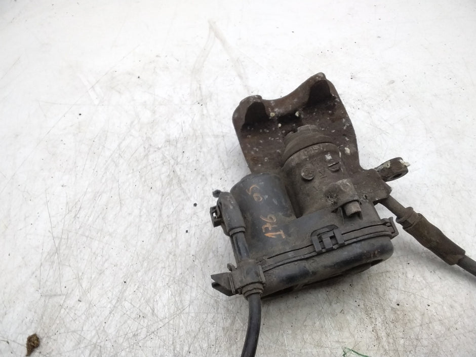 MERCEDES  B-CLASS W246 BRAKE CALIPER REAR LEFT PASSENGER SIDE A2464232198 FMR138