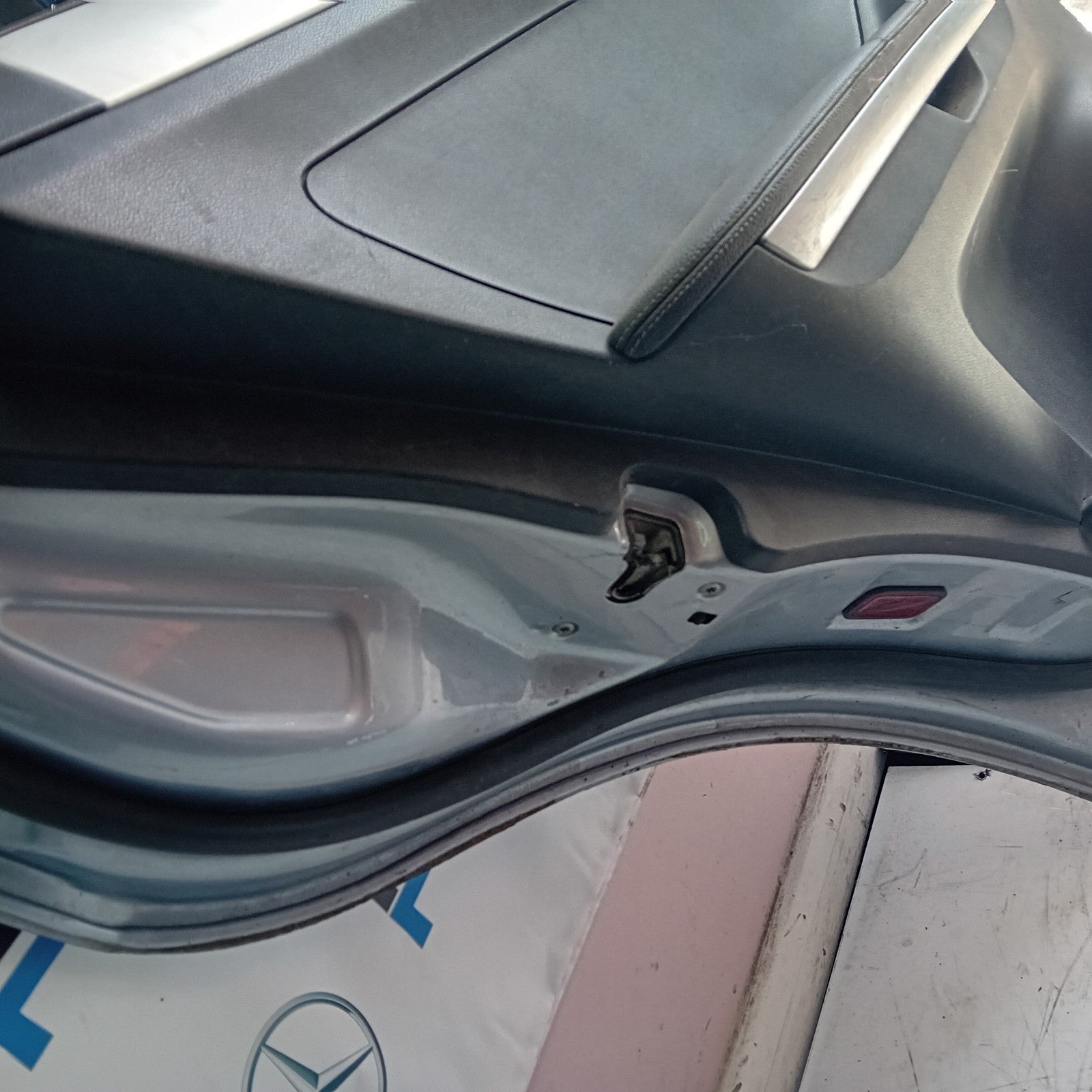 MERCEDES GL SUV W164 PASSENGER SIDE REAR DOOR NSR GREY 2007-2012 COMPLETE FMD176