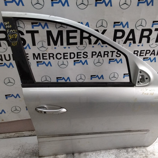 MERCEDES M-CLASS W164  DRIVER FRONT DOOR OSF SILVER 2005-11 FMD561