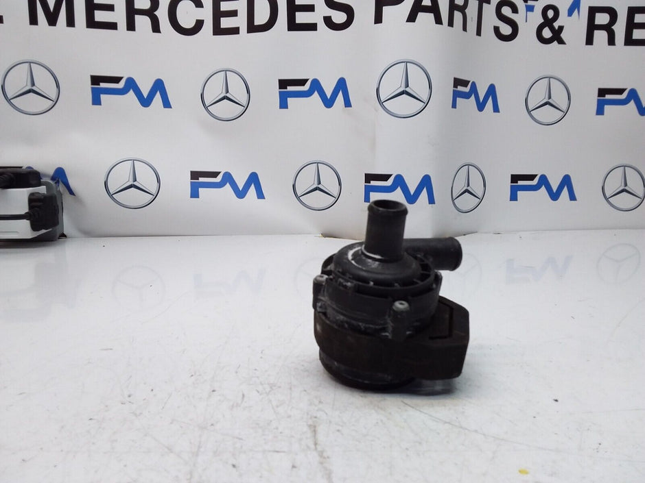 Mercedes E-CLASS W211 ELECTRIC COOLANT WATER PUMP A2118350028 FM00608