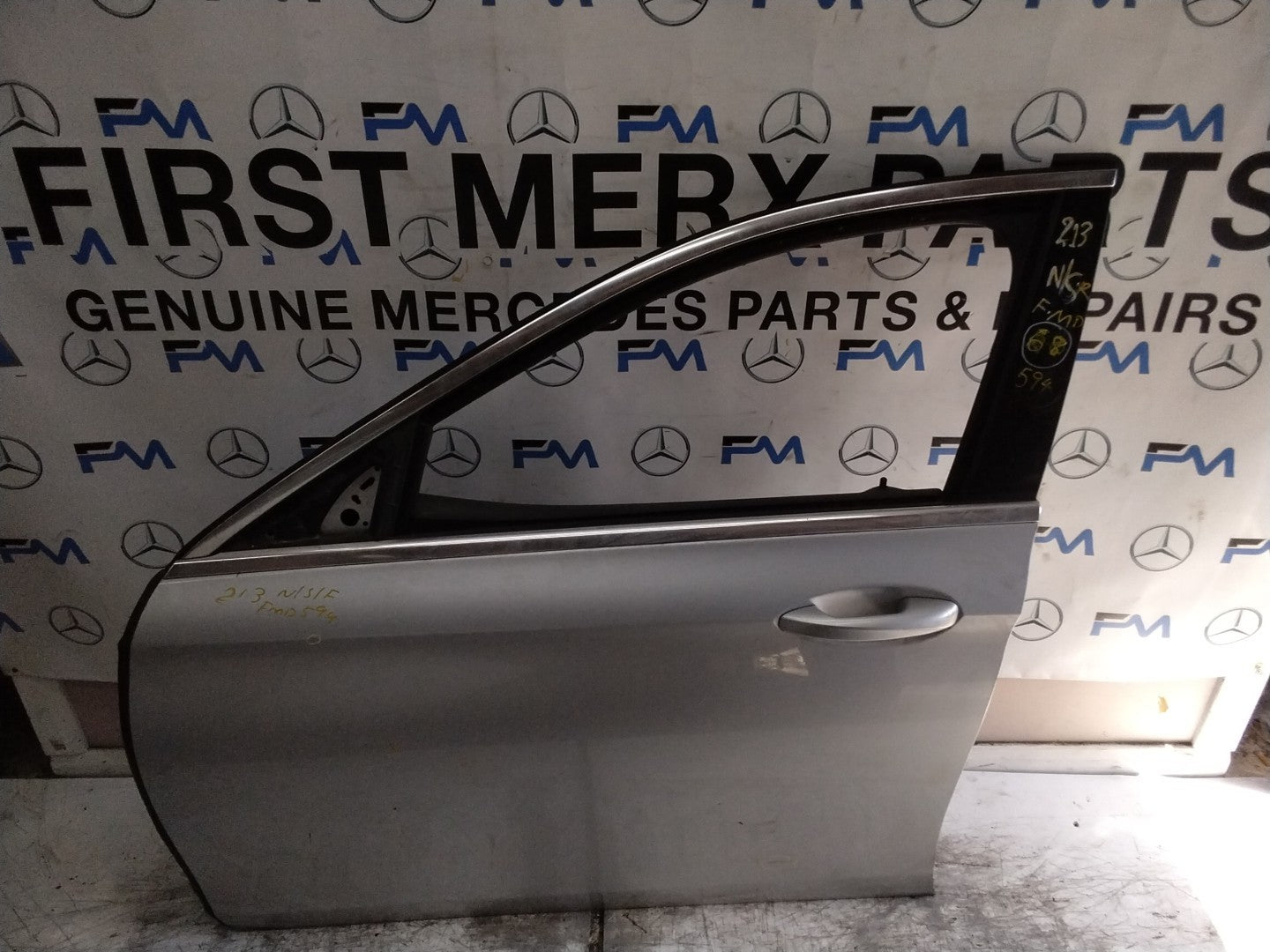 MERCEDES E-CLS W213 SLN PASSENGER FRONT DOOR NSF SILVER 2016-20 COMPLETE FMD594