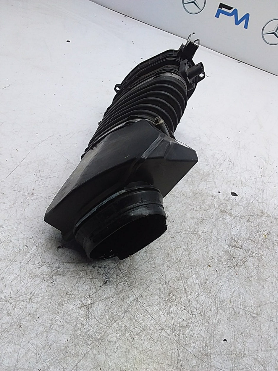 MERCEDES BENZ  E-CLASS W213  AIR INTAKE DUCT A6540980083 FMR217