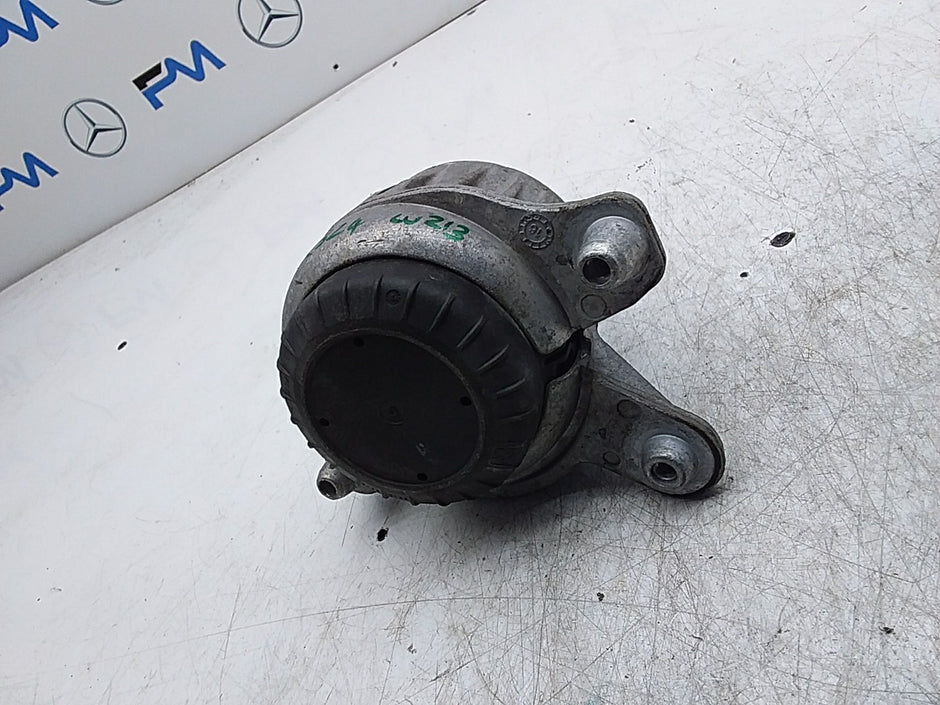 MERCEDES BENZ  E-CLASS W213  ENGINE MOUNT LEFT NS A2132400500 FMR324