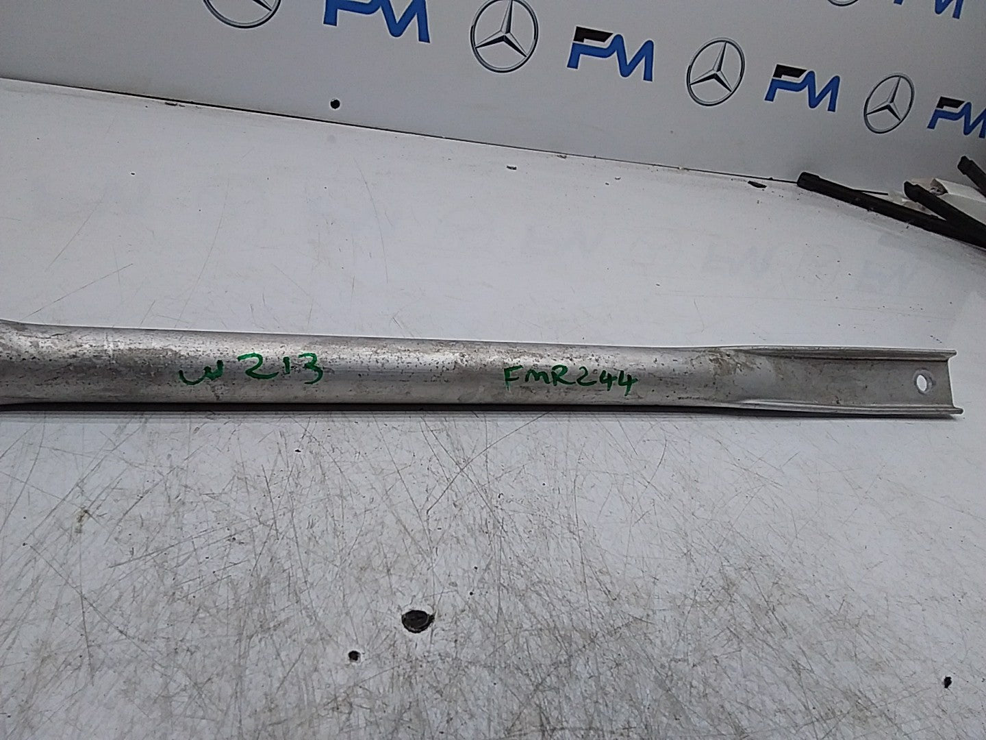 MERCEDES E-CLASS W213 BRACE STRUT BAR  A2136280000 FMR244
