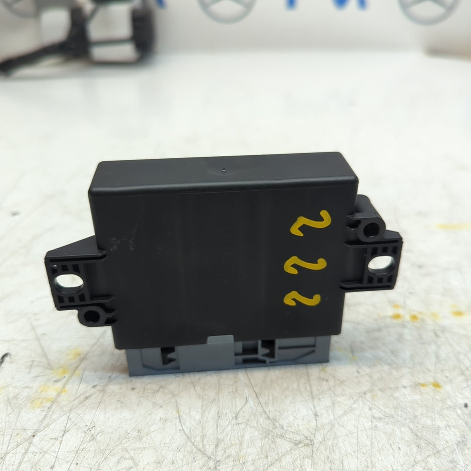 MERCEDES S C-CLASS PARKING SENSOR CONTROL MODULE W205 W222 A0009001808 FM001410