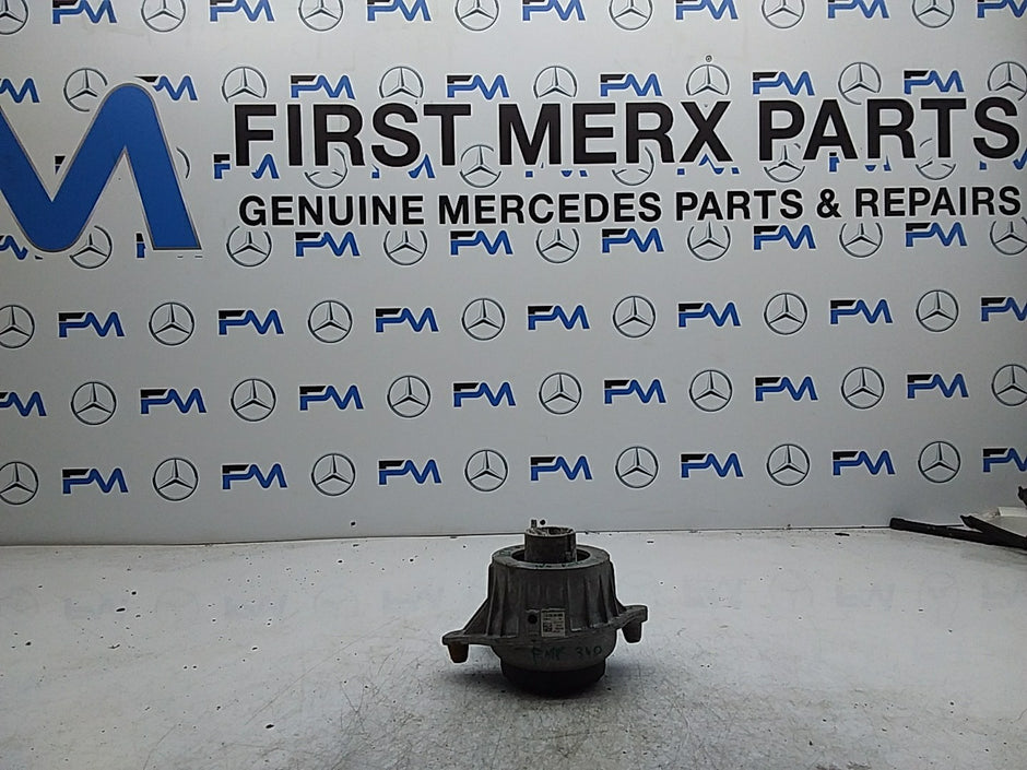 MERCEDES BENZ  E-CLASS COUPE C238  ENGINE MOUNT RIGHT OS A2382400300 FMR340
