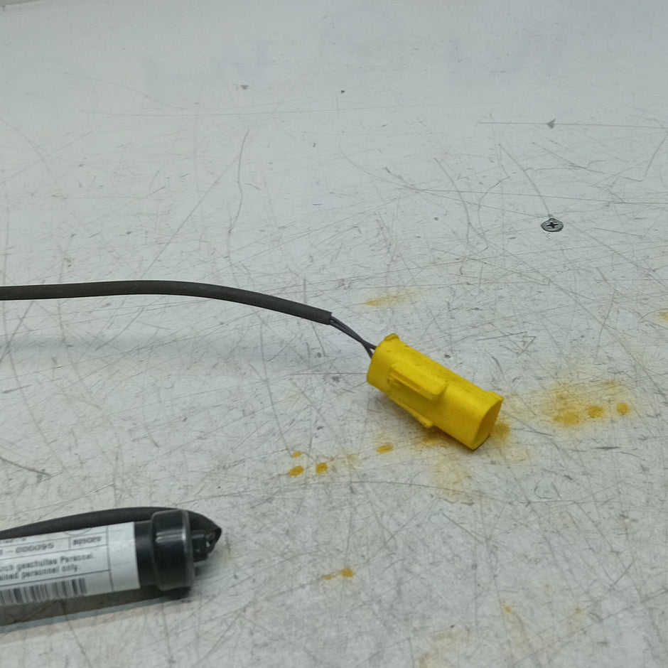 MERCEDES E CLASS W213 BONNET PEDESTRIAN ACTUATOR A2139062201 2017 FM001441