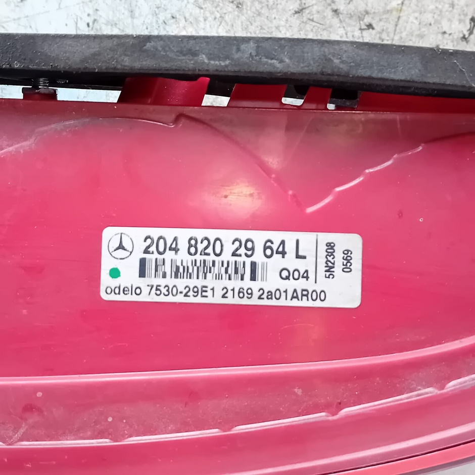 MERCEDES BENZ C-CLASS W204 REAR PASSENGER SIDE ( N.S ) TAIL LIGHT 2048202964