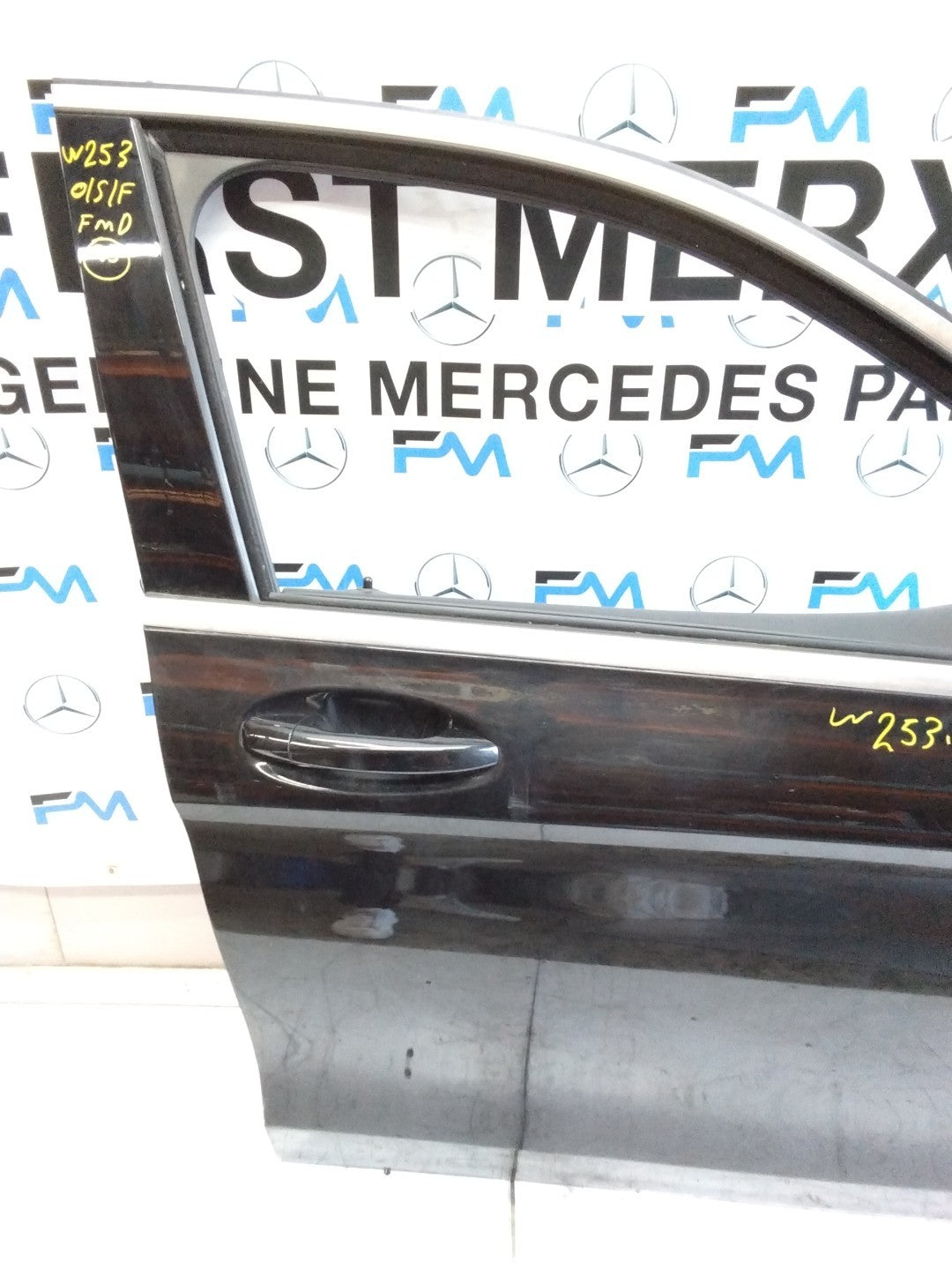 MERCEDES BENZ  GLC W253 DRIVER SIDE FRONT DOOR O/S/F COMPLETE BLACK FMD95