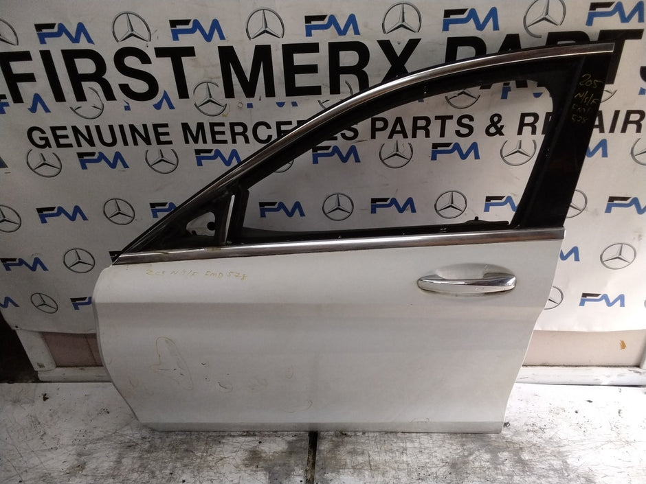 MERCEDES C-CLS W205 SLN PASSENGER FRONT DOOR NSF WHITE 2014-21 COMPLETE FMD578