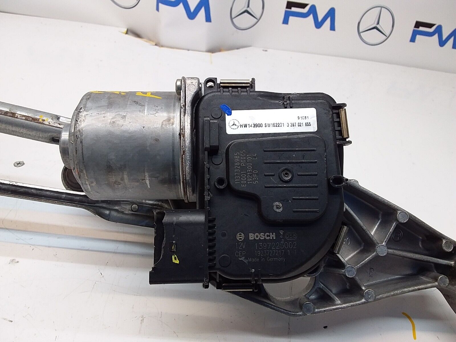 MERCEDES E-CLASS 2019 W213 A2138207402 FRONT WIPER MOTOR  FM00178