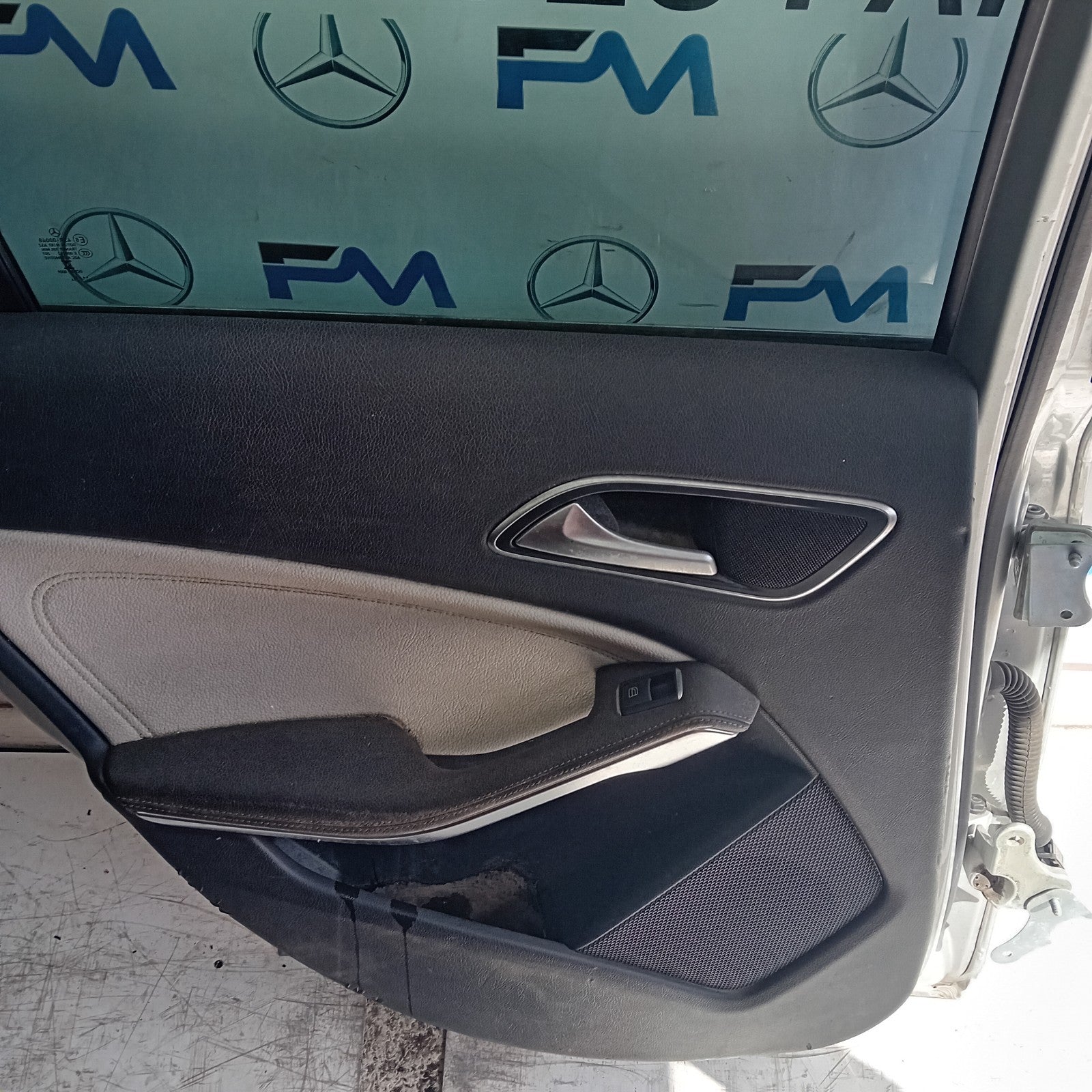 MERCEDES A-CLASS W176 PASSENGER REAR DOOR NSR SILVER 2012-18 COMPLETE FMD172