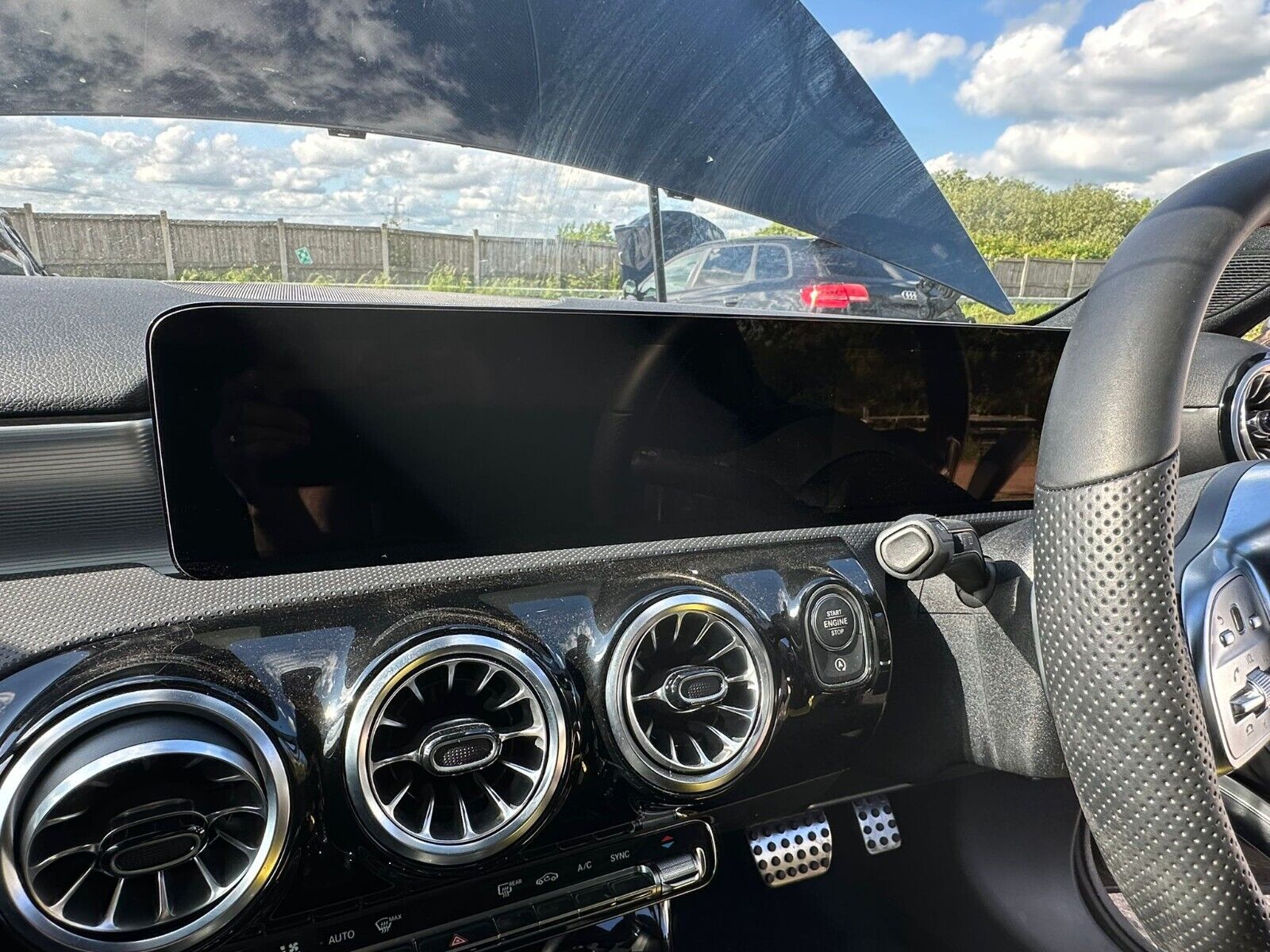 MERCEDES BENZ A-CLASS W177 - BREAKING / FRONT BUMPER AND WINGS