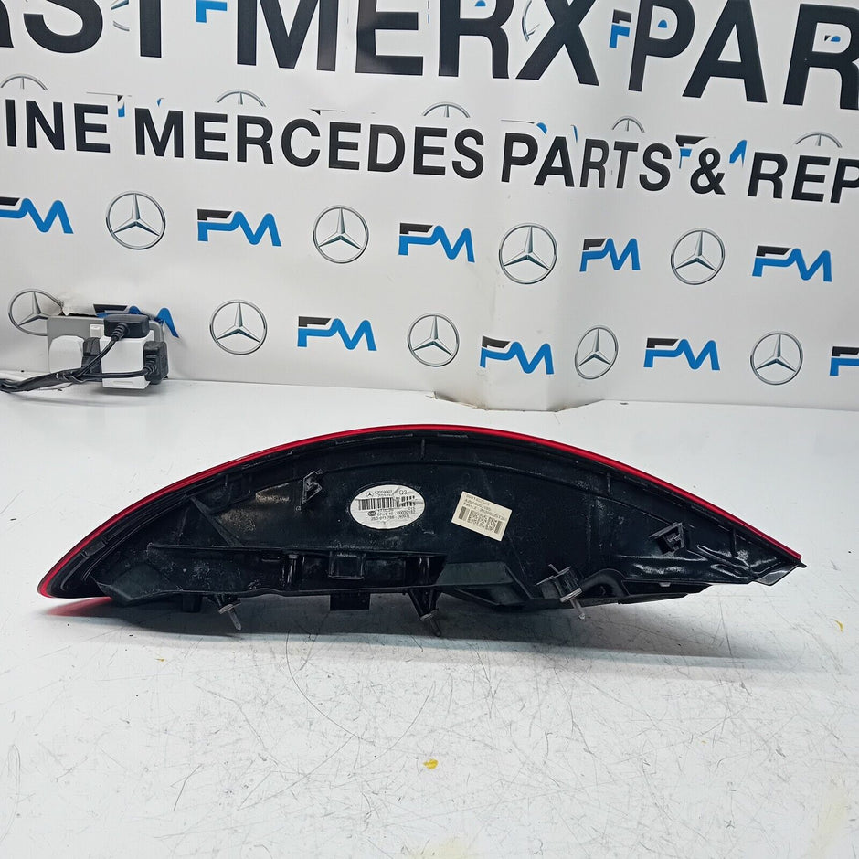MERCEDES C-CLASS W205 COUPE 2018 REAR PASSENGER N/S TAIL LIGHT A2059063105 FMT43