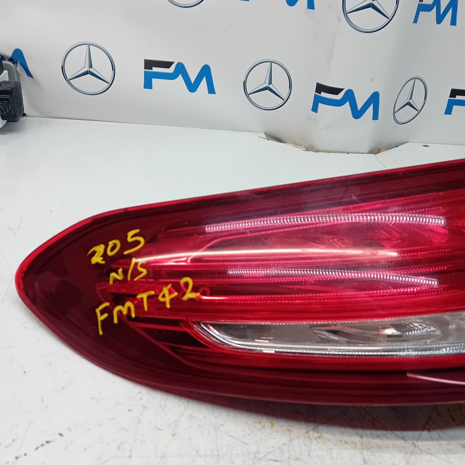 MERCEDES C-CLASS W205 COUPE 2018 REAR PASSENGER N/S TAIL LIGHT A2059066300 FMT42