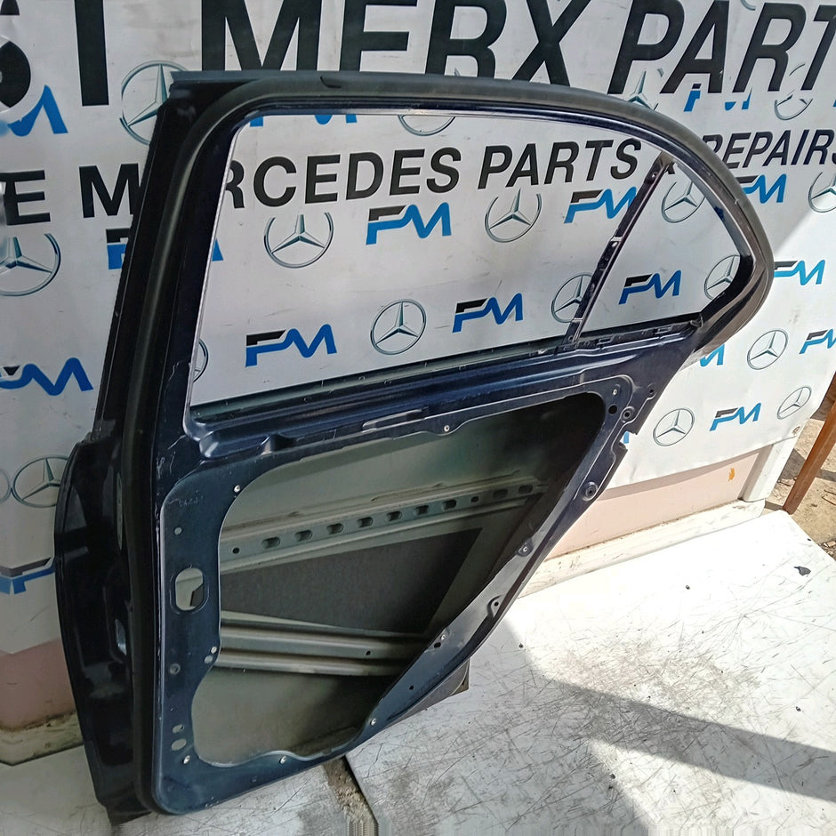 MERCEDES C-CLASS W204 SLN DRIVER REAR DOOR OSR BLUE 2009-2014 FMD438