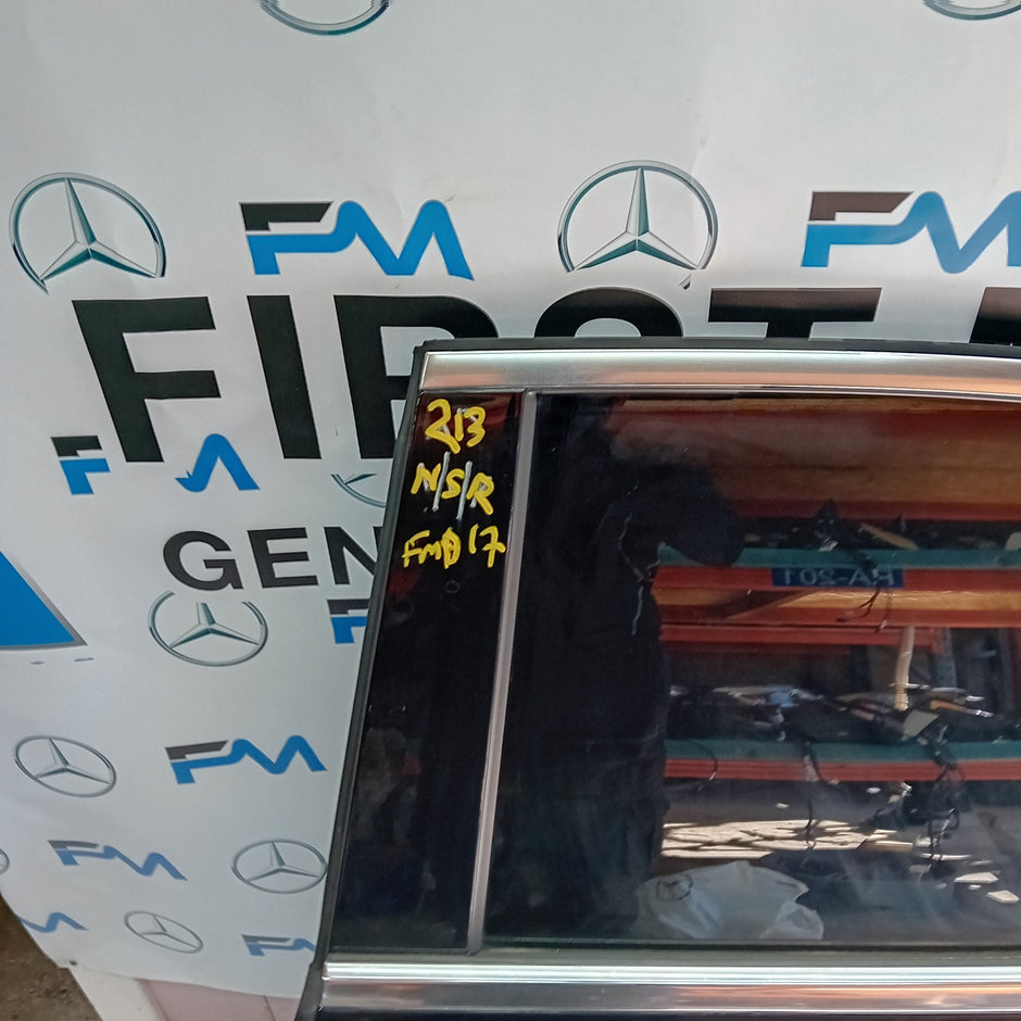 MERCEDES BENZ E CLASS SALOON W213 PASSENGE SIDE REAR DOOR ( NEAR REAR ) FMD17