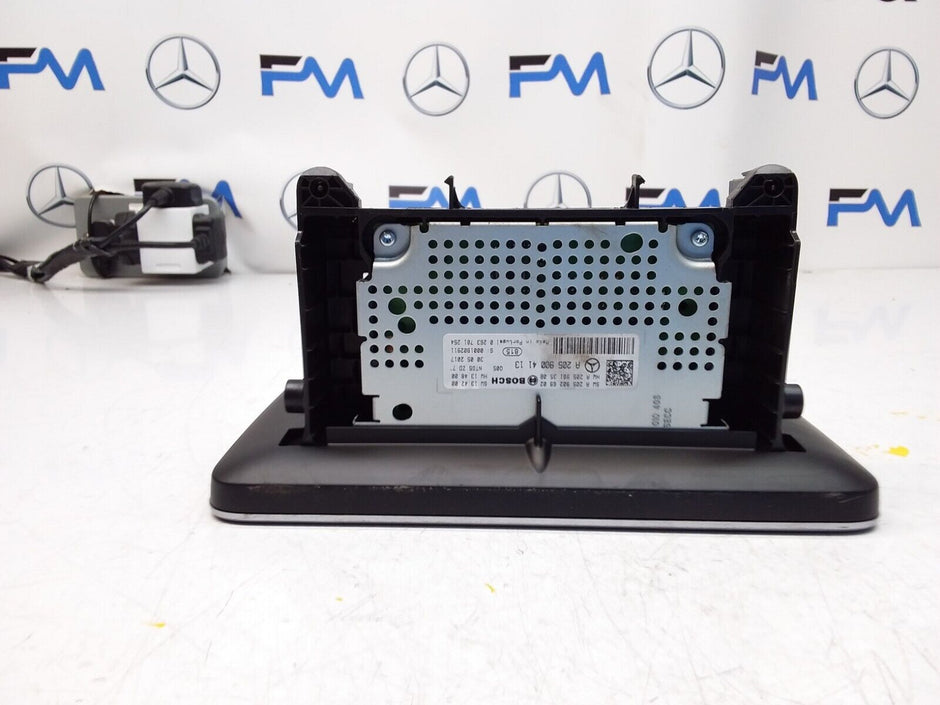 MERCEDES C-CLASS W205 2017 SAT NAV MULTIMEDIA SCREEN A2059004113 FM00674